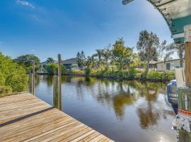 Dockside Punta Gorda Angler's Retreat on Canal!, מלון בפונטה גורדה
