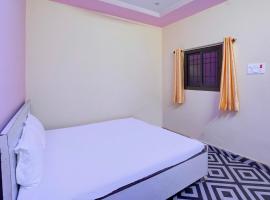 Hotel O GRAND PALACE, ξενοδοχείο σε Pratāpgarh