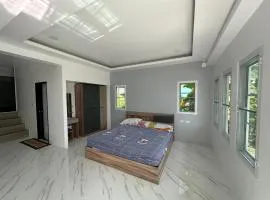 Cozy apartment at Ao Yon beach!