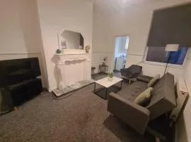 Two bedroom close to city