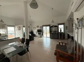 Central 3 Bedroom Apartment Pafia 2