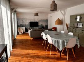 Maison familiale Blois-Chambord, hotel in Vineuil