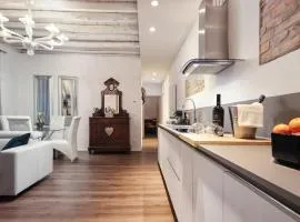 SARA S LUXURY HOME five minutes from Piazza San Marco