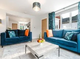 Cosy 2BDR Cottage With Free Parking