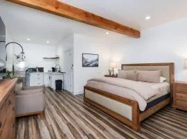 Kassidy Suite at The Four Daughters Inn