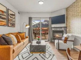 Rockies Getaway Condo With Mountain View