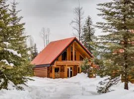 Charming Rustic Cabin Perfect for Groups