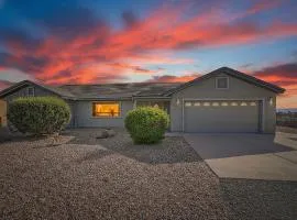 Desert Oasis Near Hiking Biking and 4x4 Trails