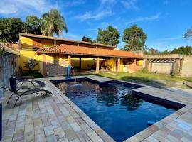 Chácara a 10 minutos da Basílica, hôtel à Guaratinguetá