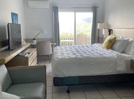 Comfort Studio King at Boundless Bliss Hotel, Hotel in Raphune