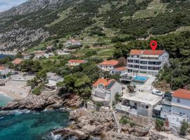 Stunning Apartment In Dingac, Hotel in Gornji Dingač