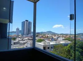 Apto no Centro de Penha, a 500m do Mar RLT0262