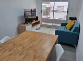 Catamarca y España, a estrenar, a metros del RIO, con cochera en el edificio