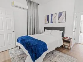 1BR Duplex • Walk to River & Downtown