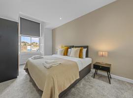 Beachwalk Apartments by Nova Suites, ξενοδοχείο σε Άυρ