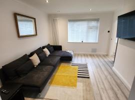 Beautiful, 2 Bedroom House in Tonbridge: Tonbridge şehrinde bir otel