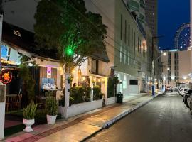 Nômades Club House, hotel in Balneário Camboriú