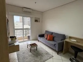 Cozy Modern Apt With View Pool Gym And Mall Steps Away