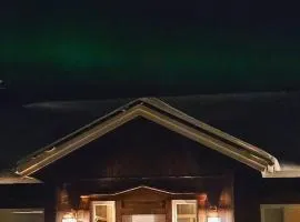 Riverfront Aurora Chalet