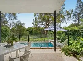 Luxury Riverside Retreat in Benowa