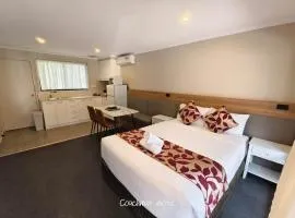Coachman Motel and Holiday Units