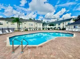 Grand Superior 3BR Condo Apartment Near Disney Parks