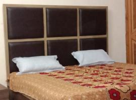 SPOT ON 83131 Saini Property, отель в городе Nārnaul