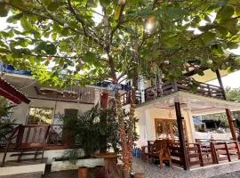 Tirso and Nora's Inn