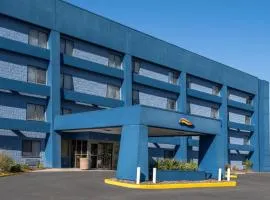 Baymont by Wyndham Davenport