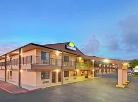 Days Inn by Wyndham East Albuquerque
