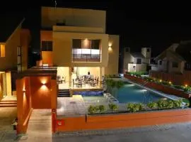 Palette by CheckIn The Royal Castle Resort Rajkot