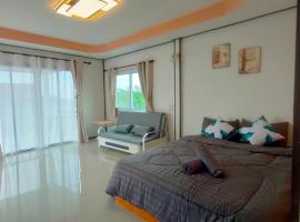 ระเบียงพานโฮมสเตย์ ที่พักเกาะลิบง RabeangPhan Homestay Libong, hotel in Ko Libong