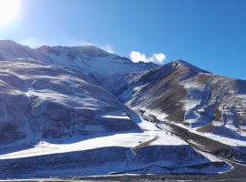 Guest House, hotel em Xınalıq