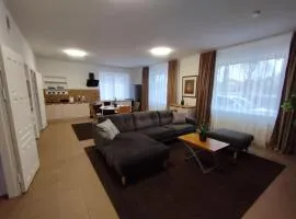 XXL apartamentai su nemokamu parkingu