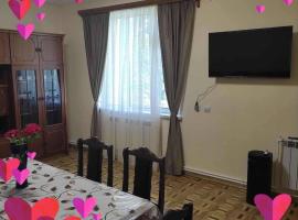 Гостиница, hotel em Haghartsin