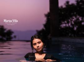 Marine Villa - Valley View l Swimming pool l AC, αγροικία σε Panchgani
