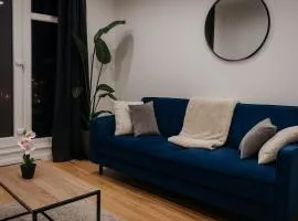 Stylish & Cozy one bedroom and sofa bed apartment