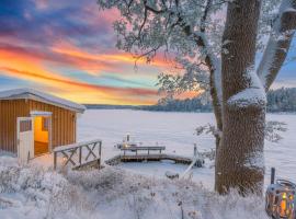 Waterfront Cabin - 15 Minutes from Downtown Oslo, בקתה באוסלו