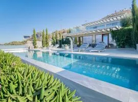 Marnos Luxury Villas