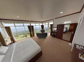 Dapur Caringin Tilu Hotel, hotel di Arcamanik