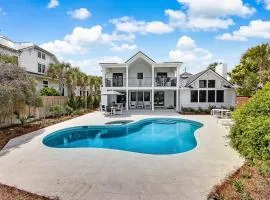 Beachfront Luxury Home with Private Pool