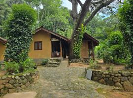 Nature Hub Econ Lodging, hotel in Koslanda