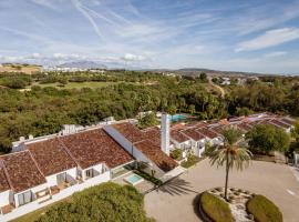 Hotel Encinar de Sotogrande, готель у місті Сотогранде