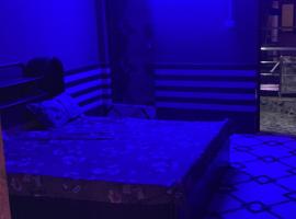 Nidhivan Home stay, Hotel in Chhatikara