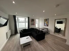 LT Duplex - 1 Bedroom Apartment