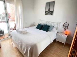 Casa Vane, hotel in Santa Coloma de Gramanet