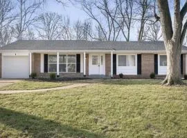 Bellerive Hangout with Hot Tub by StayLage