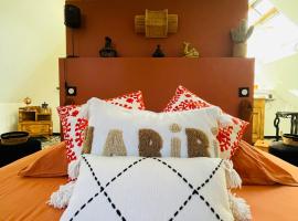 Chez TROTRO, hotel i Saint-Pierre-de-Plesguen