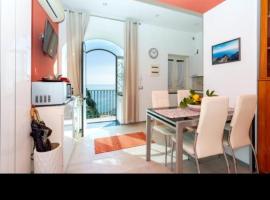 Ferriere Apartment, hotel in Scala