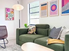 Cloud Nine - Wilton Drive Jacuzzi Backyard